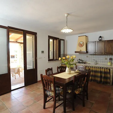 Trullo Elios * Torre Pali